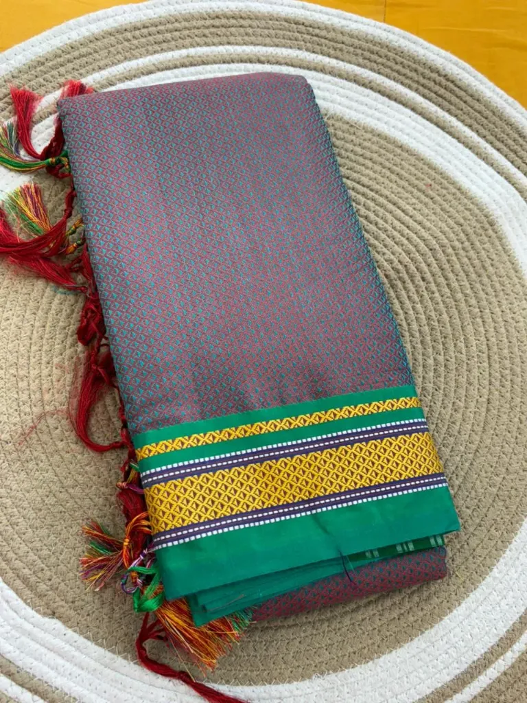 Traditional Khana Anjiri KH01