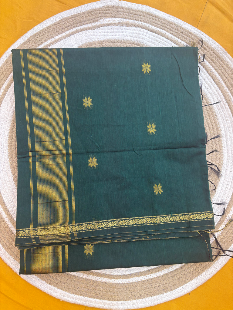 Karna Fool Maheshwari green