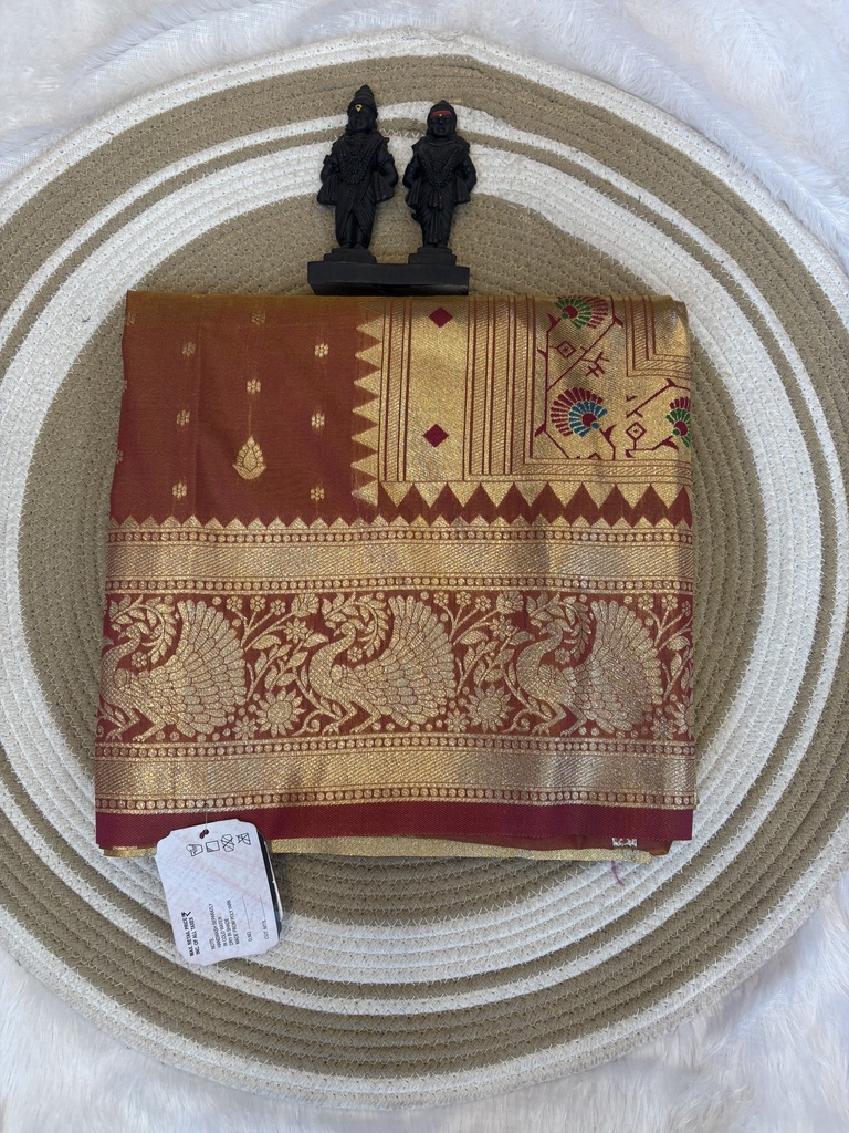 Moranika paithni