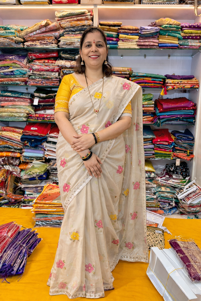 Insta Trending Jaswand Saree